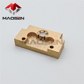 X053C884G52 Guide D Lower ID=0.40 mm M147